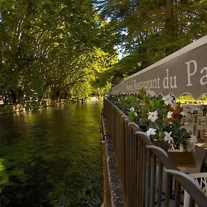 מלון Restaurant Du Parc En Bord De Riviere, פונטיין-דה-ווקלוז
