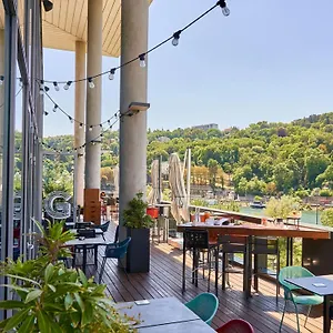 Novotel Centre-confluence Bord De Saone Otel Lyon